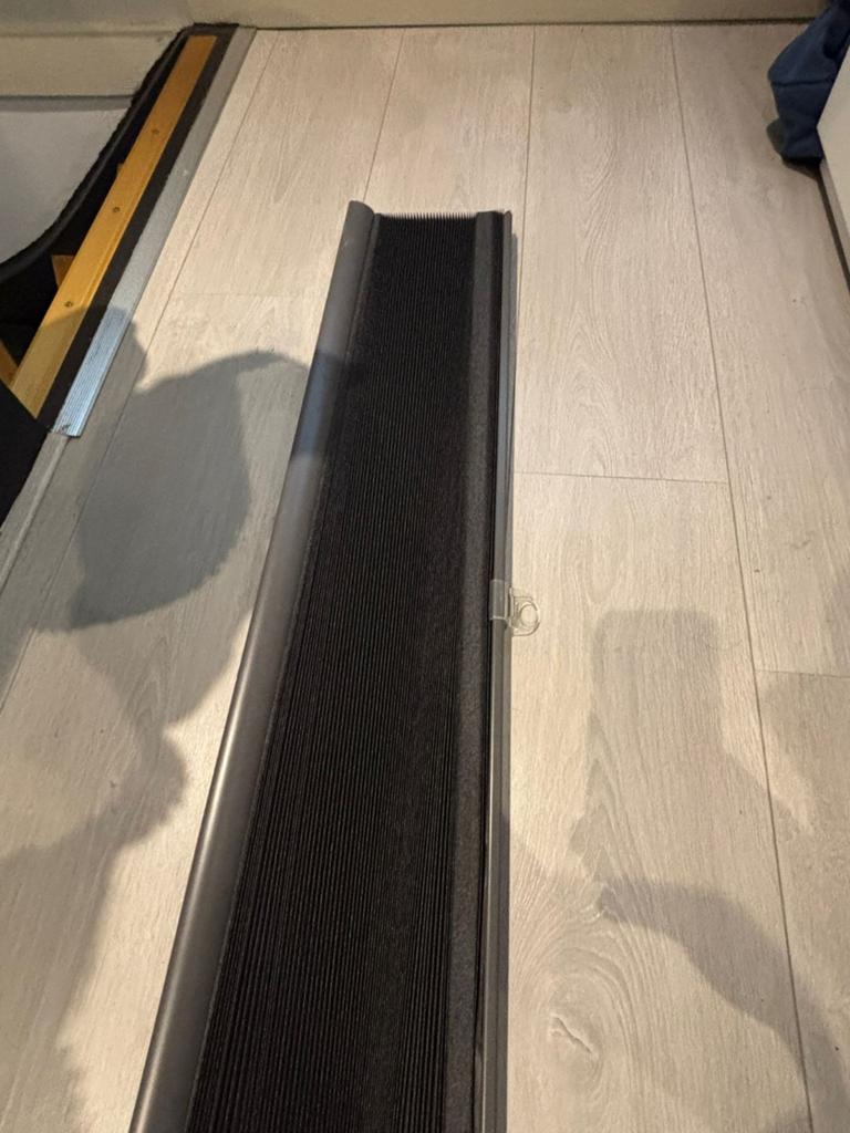 IKEA Kvartal gordijnrail 100cm breed 2 x, Ophalen, Gebruikt