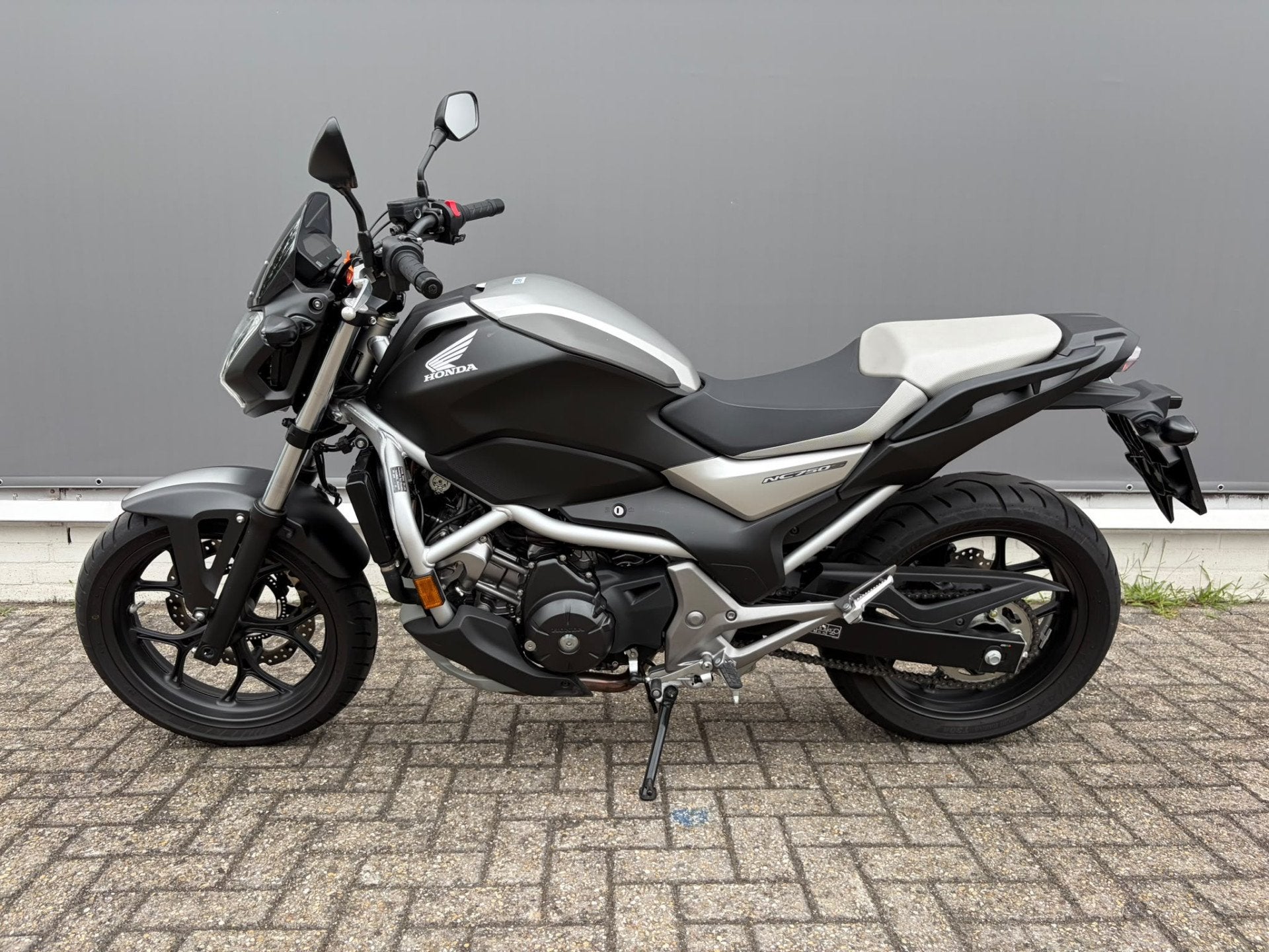 Honda NC 750S ABS (bj 2018), Motoren, Motoren | Honda, LED Verlichting, 745 cc, Verkoop@mofra.nl, Meer dan 35 kW