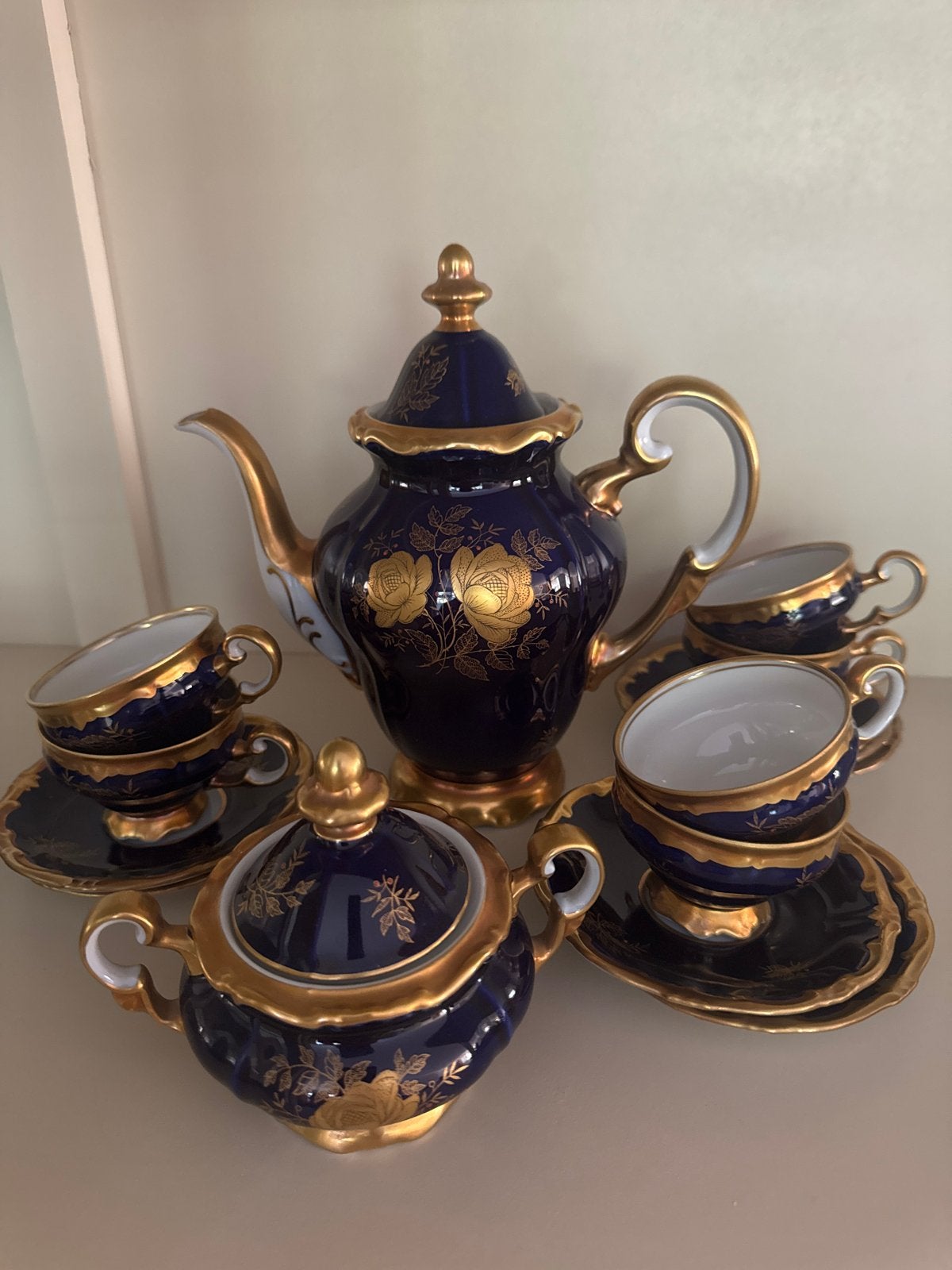 Weimar Porselein Koffie-/Theeservies - Kobaltblauw & Goud, Antiek en Kunst, Ophalen