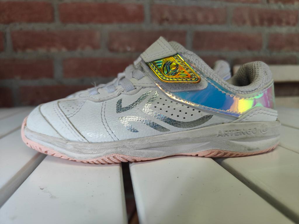 Super leuke sportschoenen maat 32/33, Gebruikt, Ophalen of Verzenden, Artengo, Jongen of Meisje