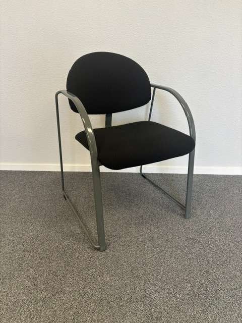 Vergaderstoelen van der Sluis stapelbaar zwart, Niet ingevuld, Gebruikt, Hout, Zwart