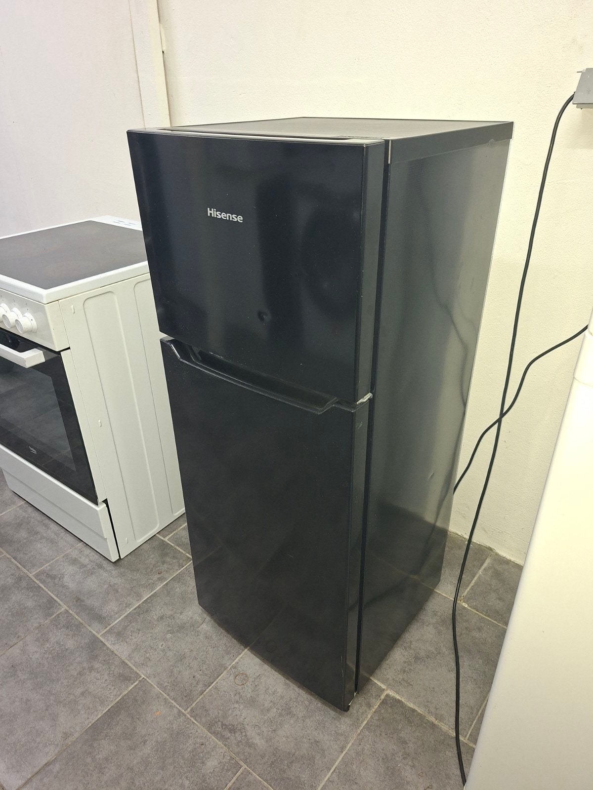 HISENSE dubbeldeurs koelkast (A+), Ophalen, Gebruikt, 200 liter of meer, 60 cm of meer