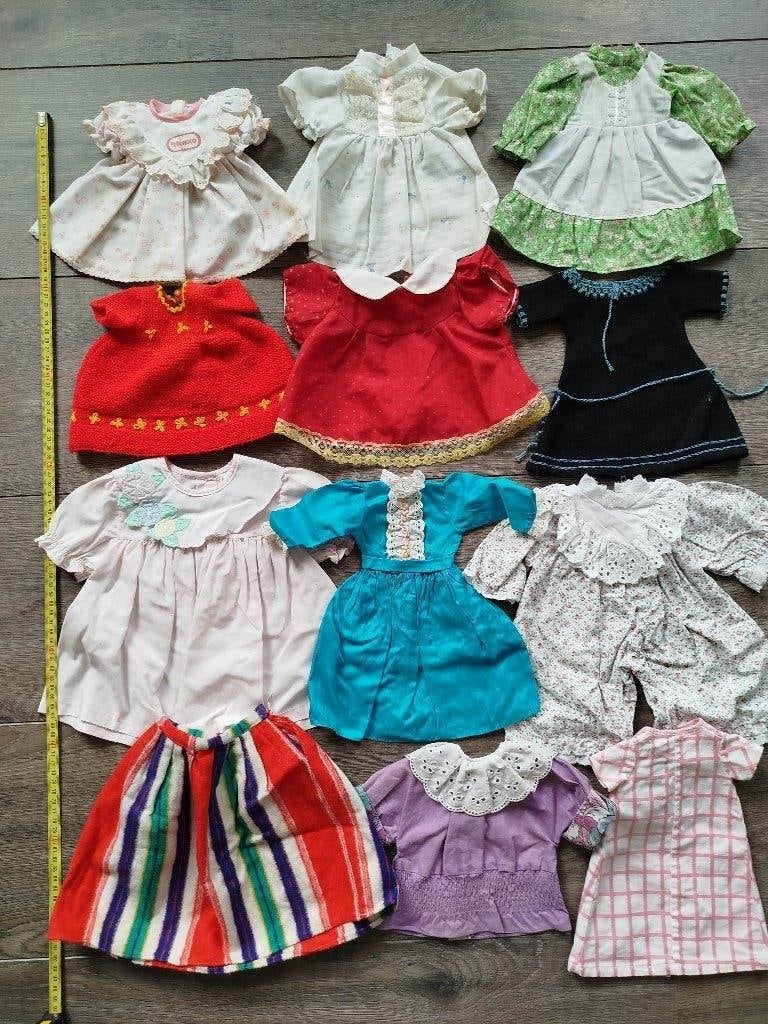 Poppenkleerjes voor grotere pop (2), Ophalen of Verzenden, Gebruikt, Kleertjes