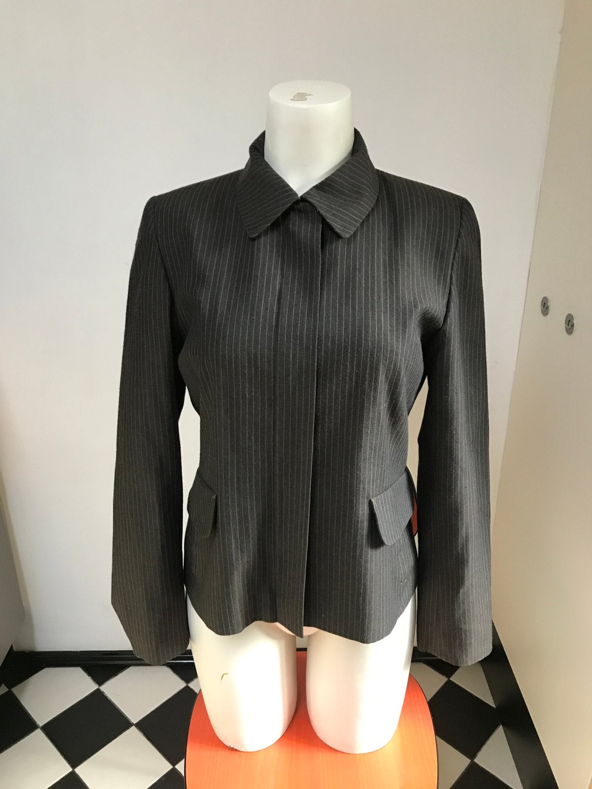 Elysio olijfgrijs jasje gestreept 36 blazer, Ophalen of Verzenden, Zo goed als nieuw, Maat 36 (S), Grijs