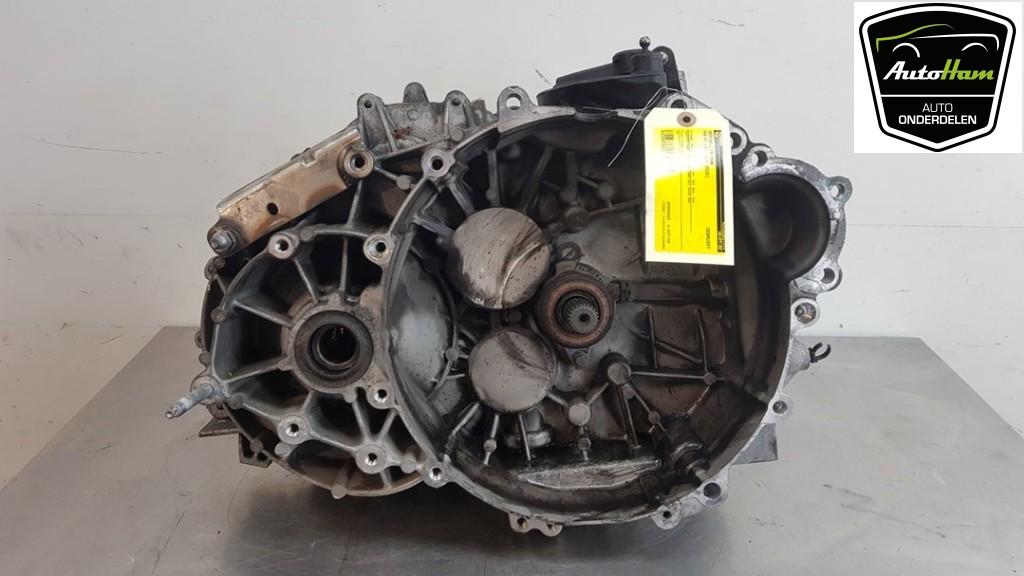 Versnellingsbak Schakel ABS Volvo V40 (MV) 2015 36001737, Gebruikt, Siegburger Straße 229, Köln 50679, , Duitsland, Info@volvocars.com