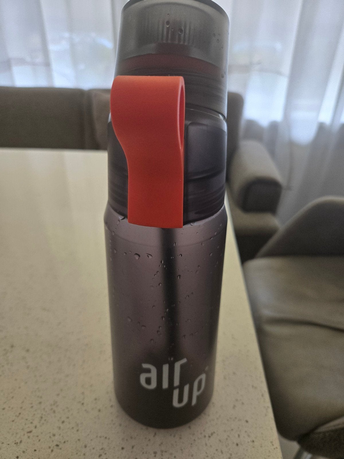 Air Up drinkfles, Ophalen