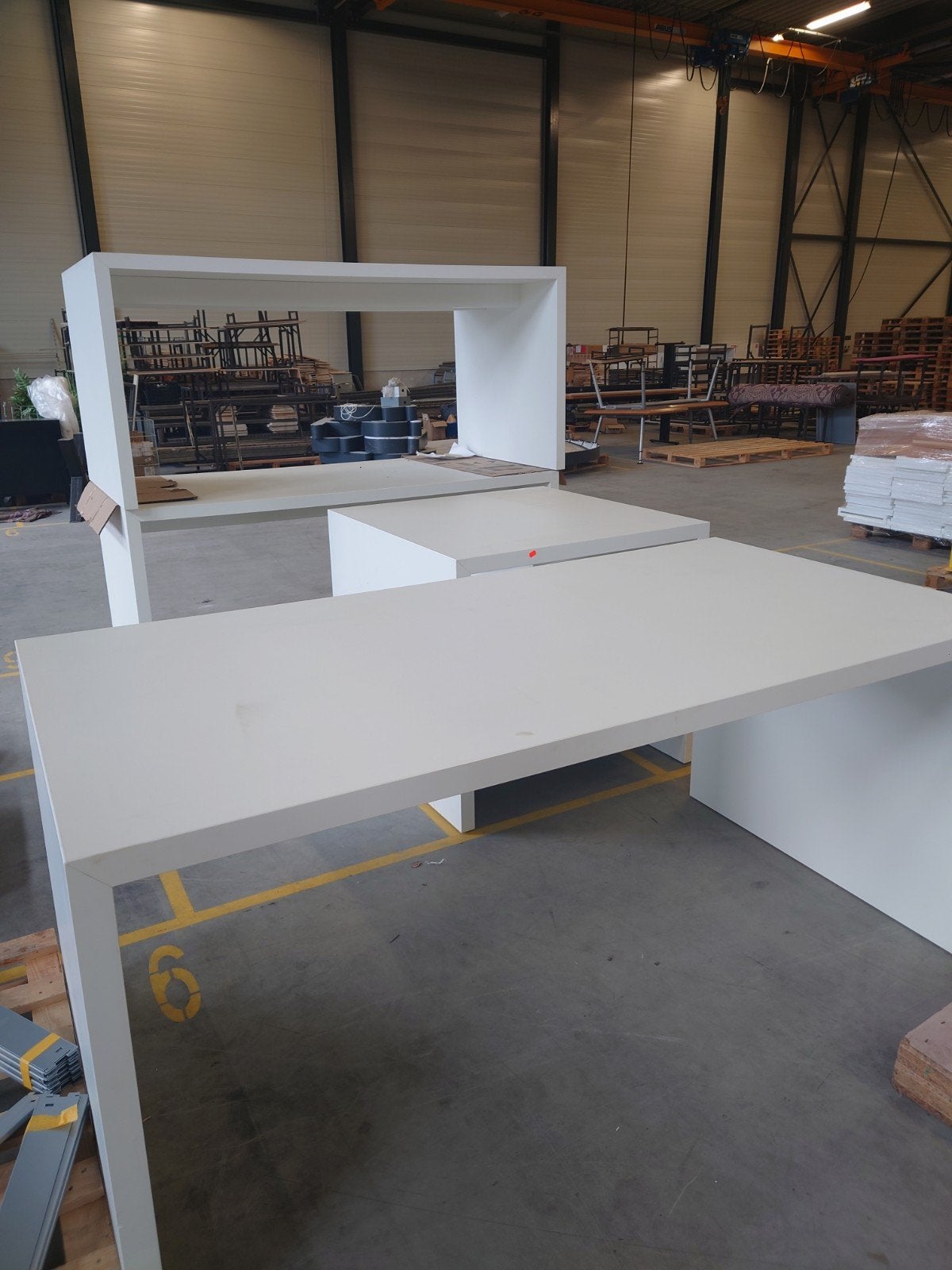 Werk- en presentatie tafels, Ophalen, Gebruikt