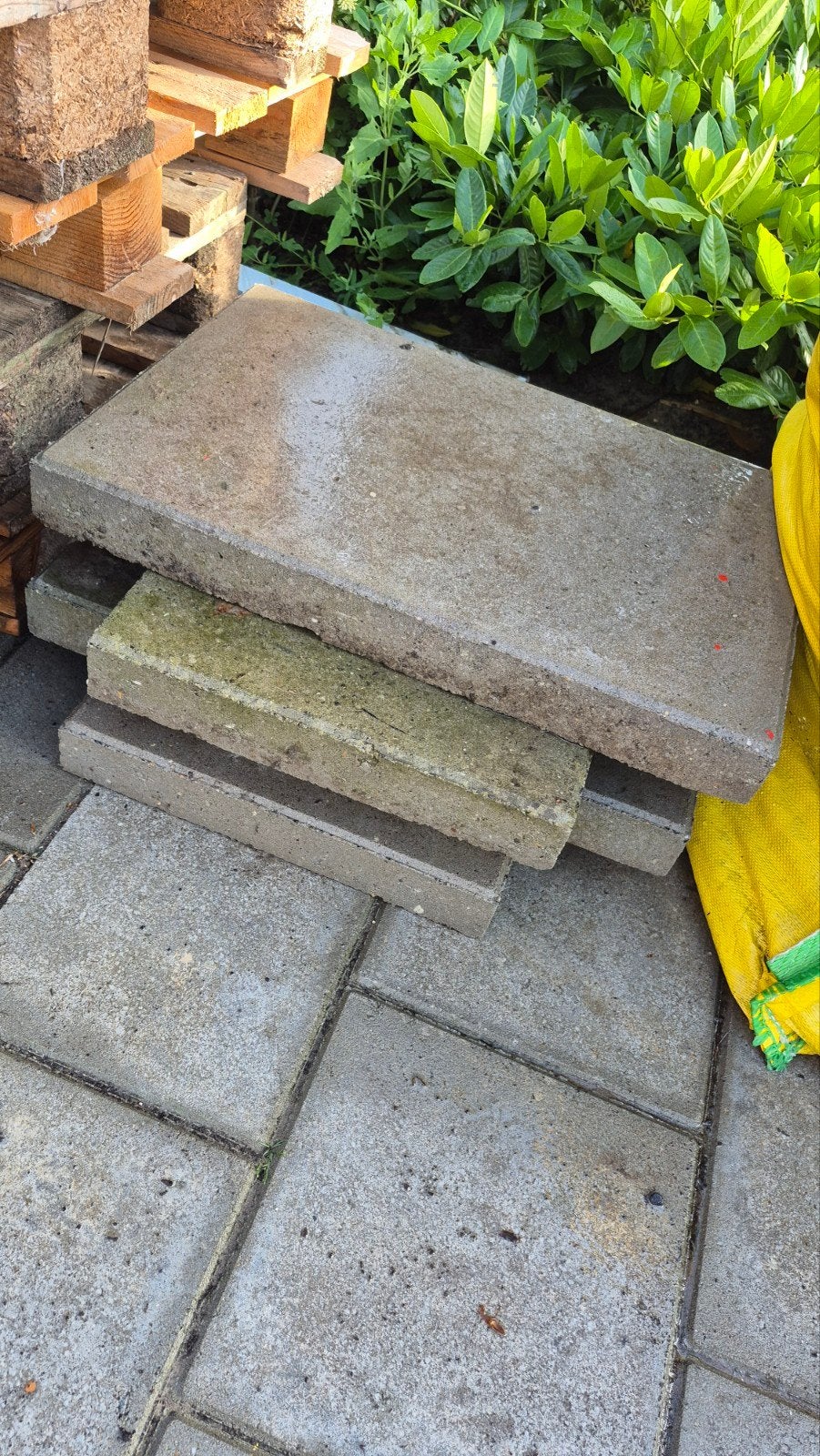 Gebruikte betontegels 60x40 voor terras of pad, Tuin en Terras, Tegels en Klinkers, Ophalen, Gebruikt, Beton, Terrastegels