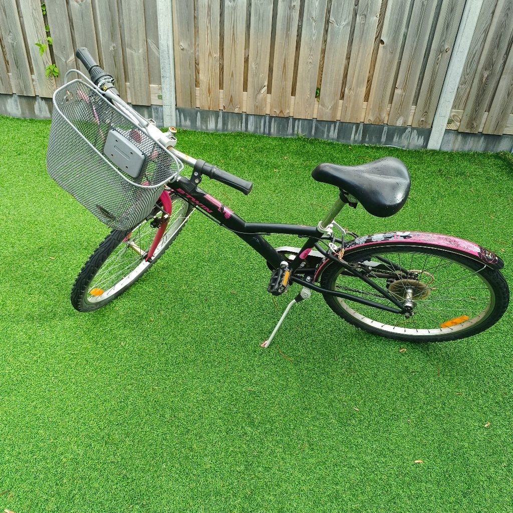 BTwin kinderfiets 24 inch - Zwart/Roze, Ophalen, Velgrem, Btwin (Decathlon), Handrem