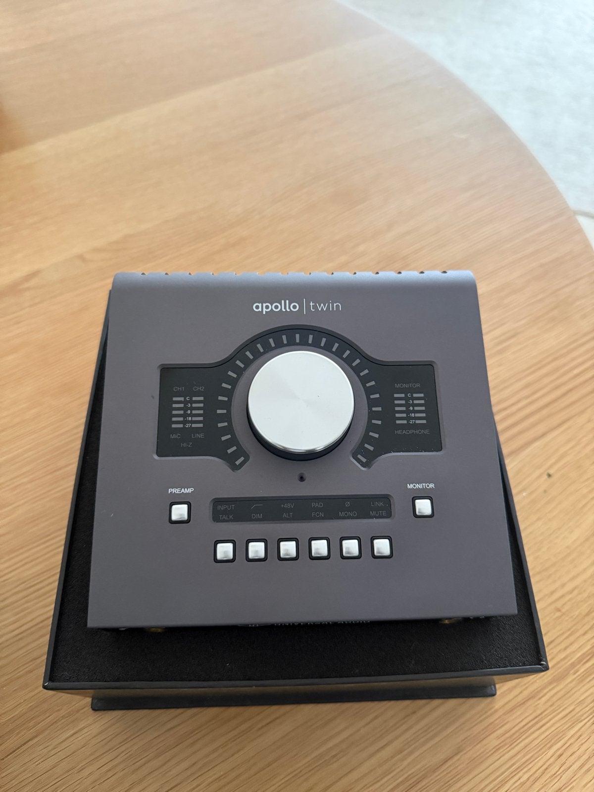 Universal Audio Apollo Twin Audio Interface Gen 2, Ophalen, Zo goed als nieuw, Minder dan 5 kanalen, Microfooningang