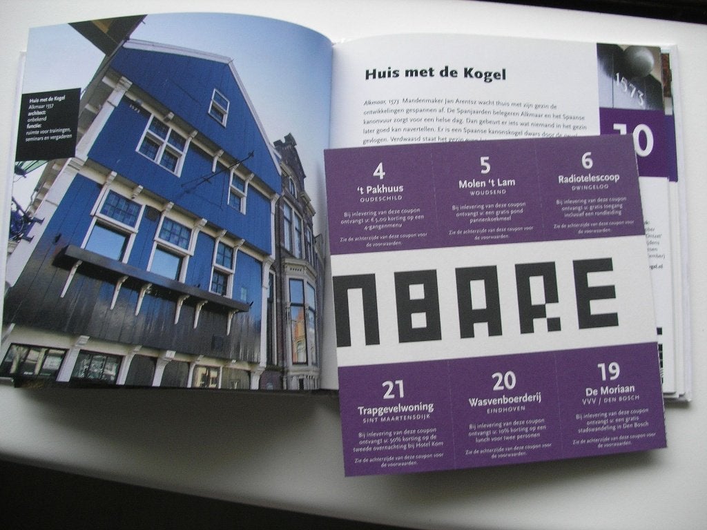 25 openbare monumenten - Nationaal Restauratiefonds, Ophalen of Verzenden, Zo goed als nieuw, Overige onderwerpen