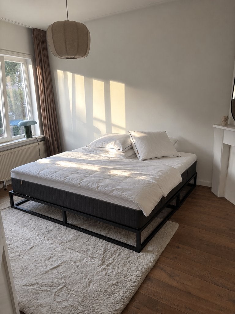 Emma Metal Frame & Matras 180x200, Ophalen, Zwart, Tweepersoons, Zo goed als nieuw