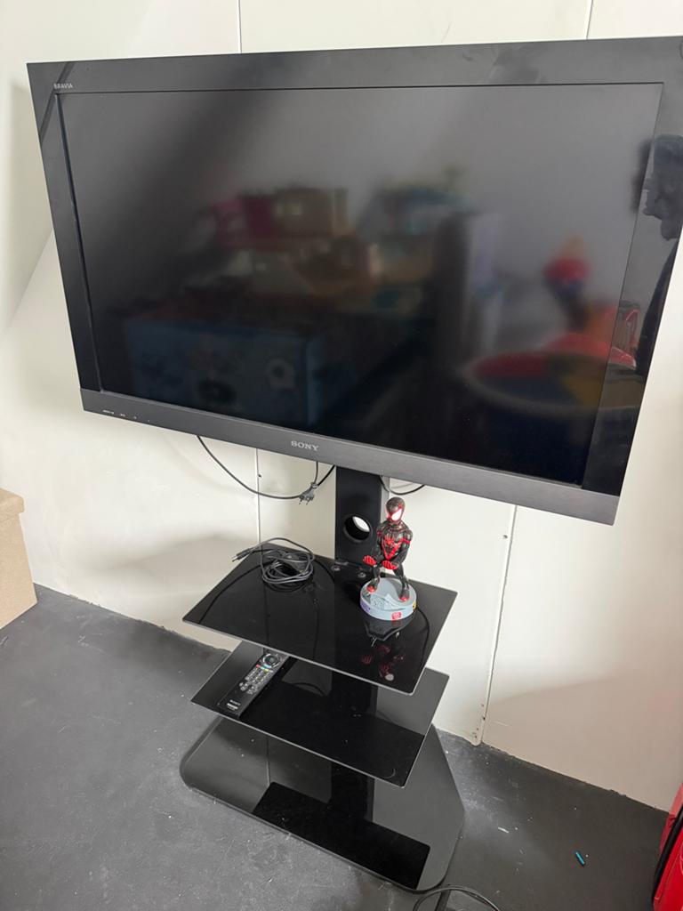 Sony Bravia TV met muurbeugel en standaard, Ophalen, Gebruikt, 50 Hz, LCD