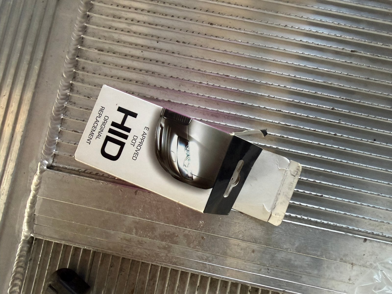 Nieuwe HID Xenon lamp - Originele vervanging, Ophalen of Verzenden, Nieuw, Universele onderdelen