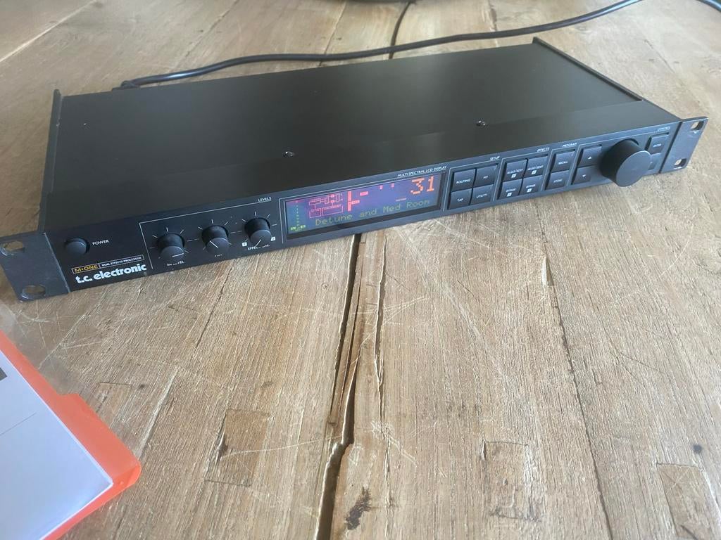 TC Electronic M-One Dual Effects Processor - Topstaat, Muziek en Instrumenten, Effecten, Gebruikt, Multi-effect, Ophalen of Verzenden