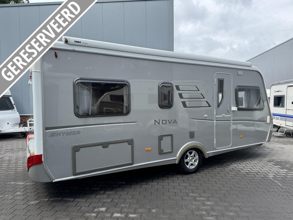 Eriba Nova 530 E / enkele bedden / cassette luifel, Rondzit, Bedrijf, Schokbreker, 5 tot 6 meter