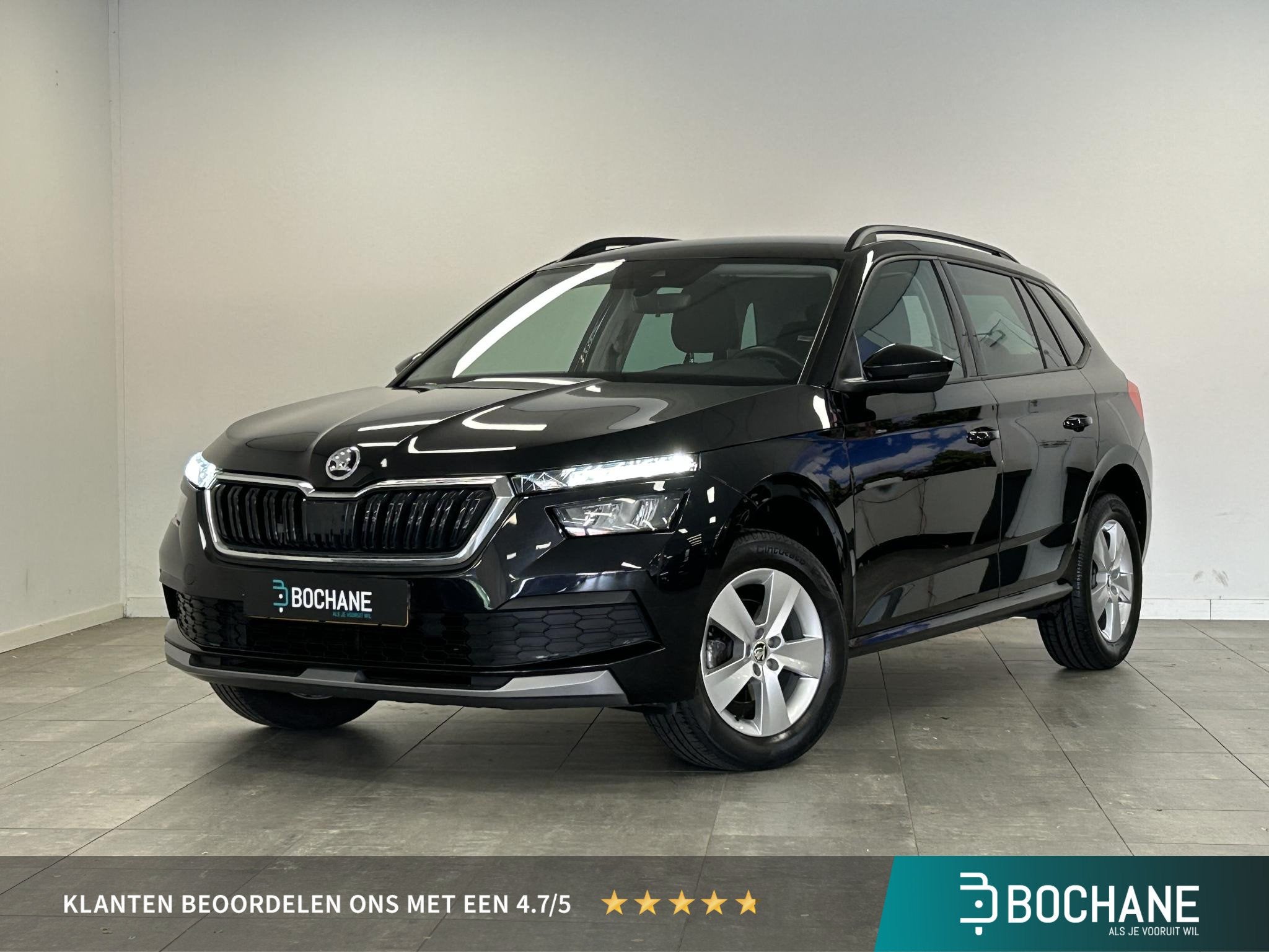 Skoda Kamiq 1.0 TSI Ambition Carplay | Parkeersensoren achte, Auto's, Stof, Gebruikt, 620 kg, Origineel Nederlands