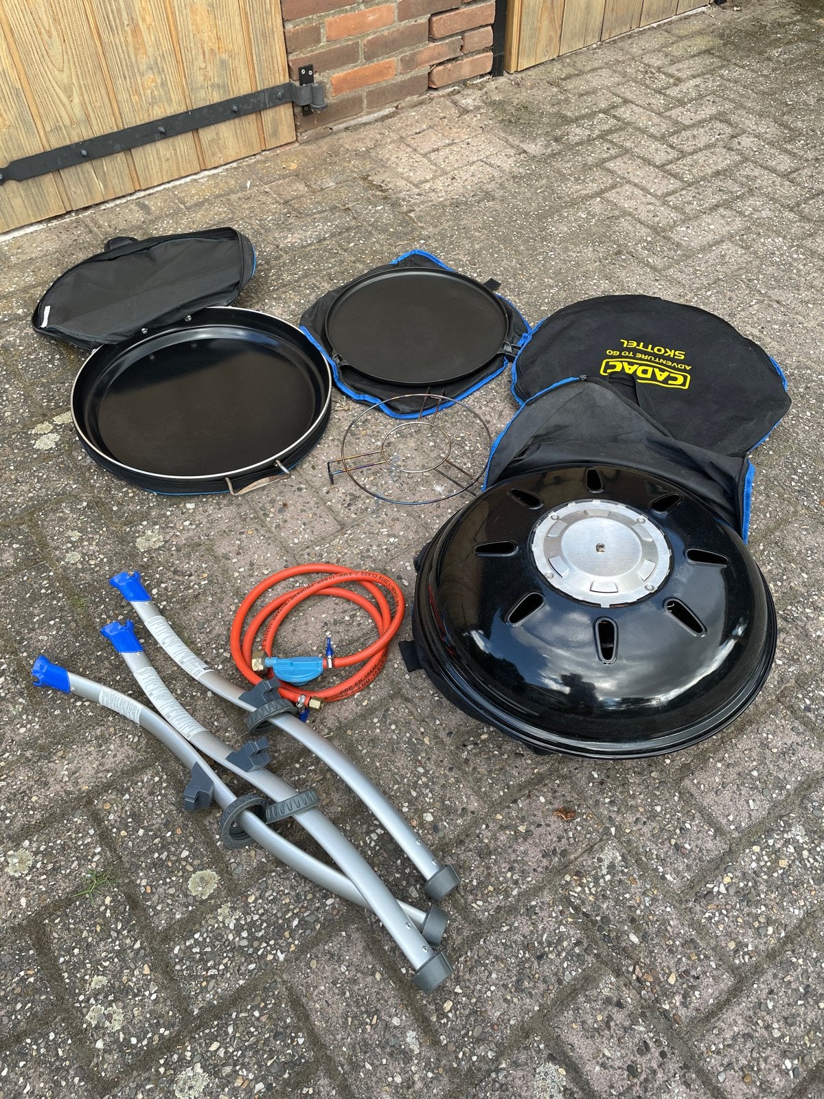 Cadac Skottelbraai met diverse accessoires, zeer compleet, Caravans en Kamperen, Kampeeraccessoires, Ophalen of Verzenden, Zo goed als nieuw