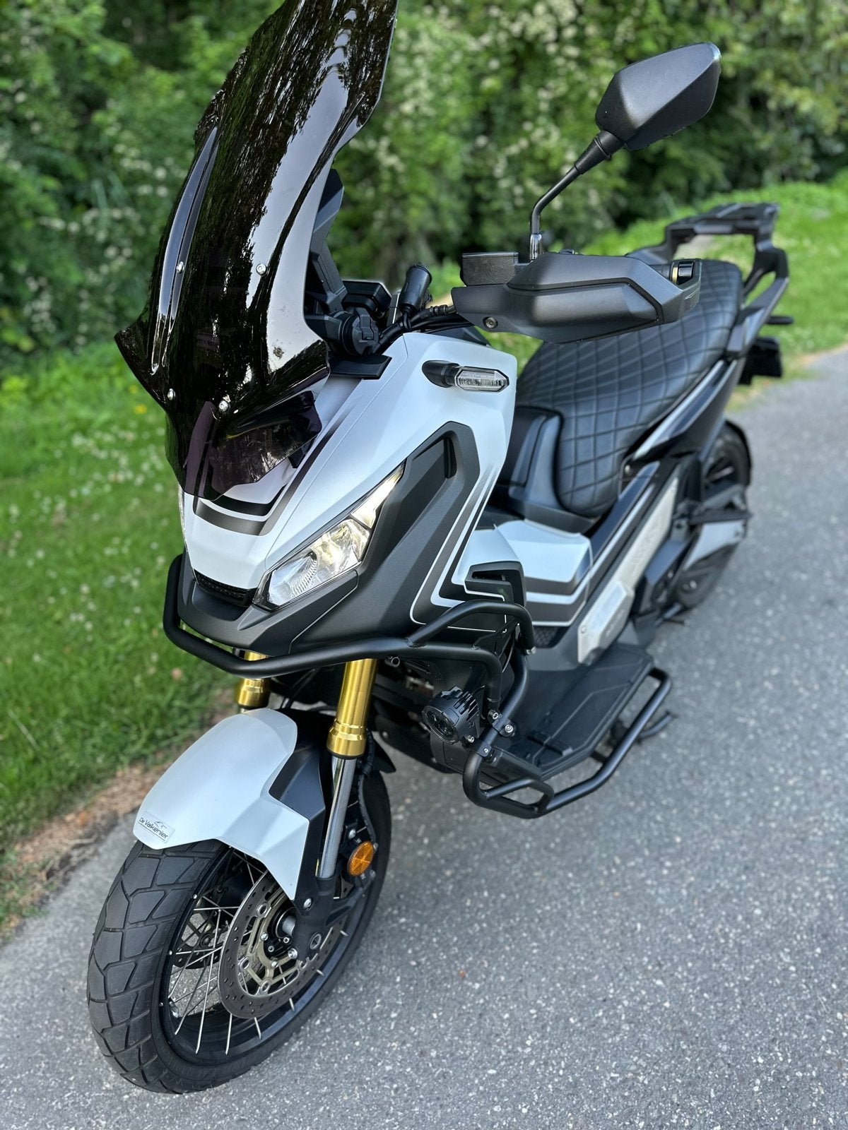 Honda X-ADV 750 - 2018|Akrapovic|Koffer| Dealer onderhouden, Motoren, Gebruikt, Particulier, Meer dan 35 kW, Minimaal motorrijbewijs A2