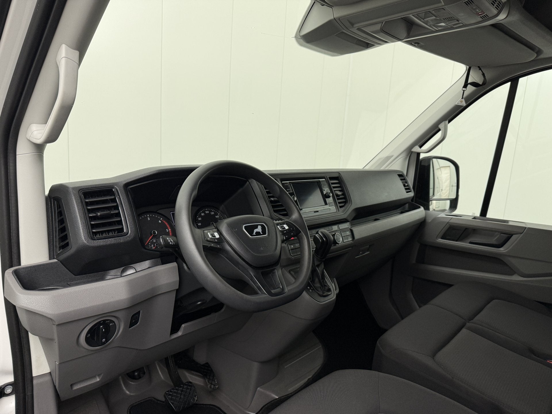 MAN TGE 2.0TDi 140PK DSG Automaat L3H3 | Multimedia | Camera, Auto's, Stof, Gebruikt, 4 cilinders, Multifunctioneel stuurwiel