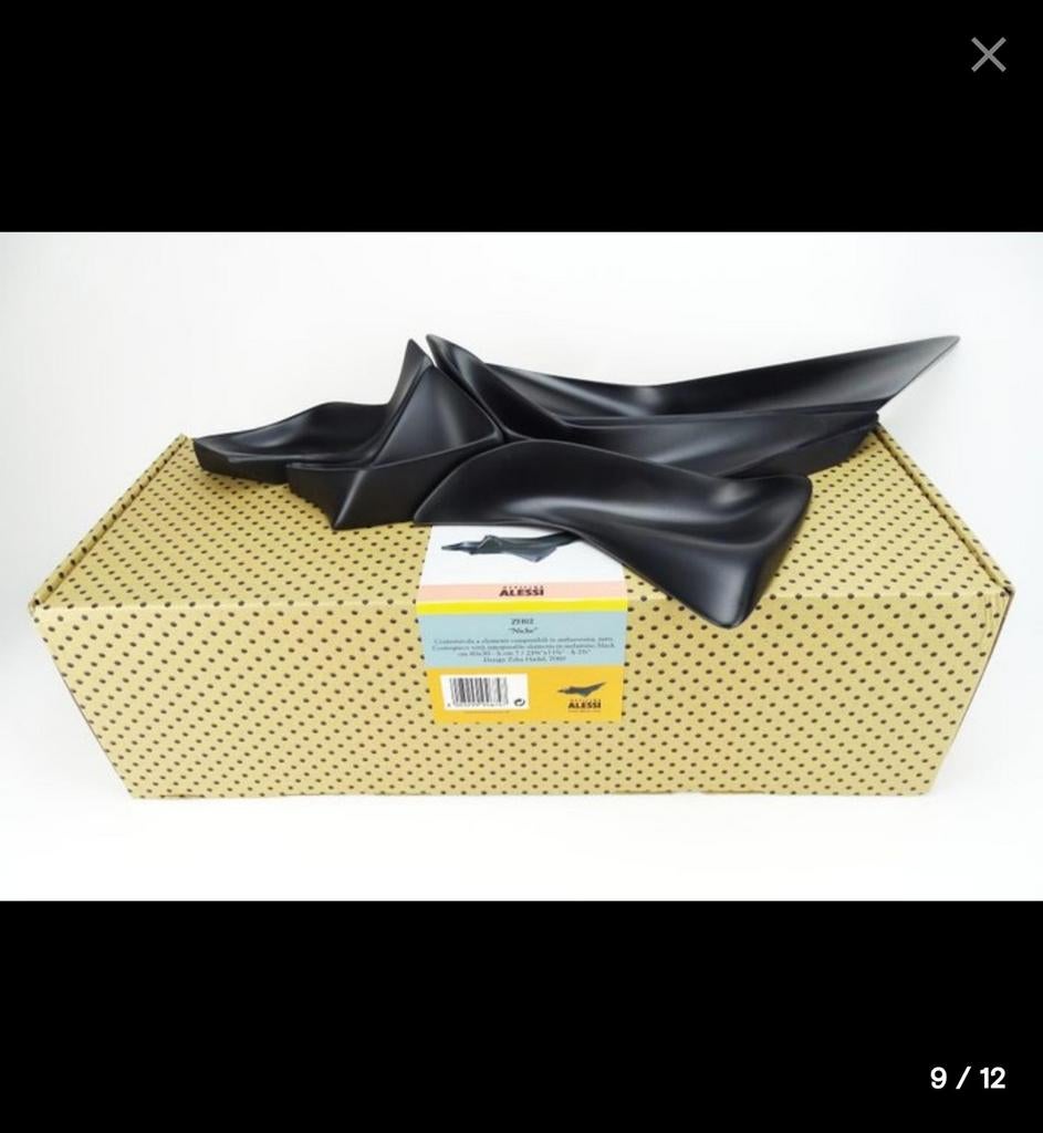 Zaha Hadid. Haar beroemde centre Piece. Kunstobject zgan, Ophalen of Verzenden