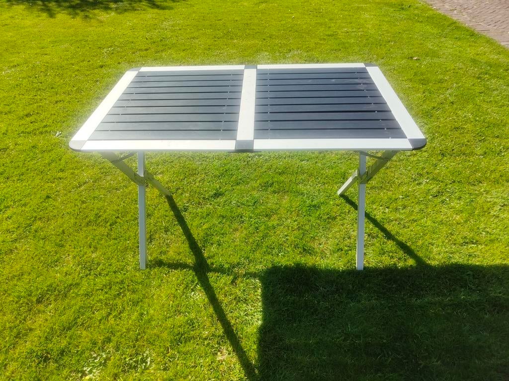 Lichtgewicht ruime campingtafel makkelijk op te zetten, Ophalen, Zo goed als nieuw, Campingtafel