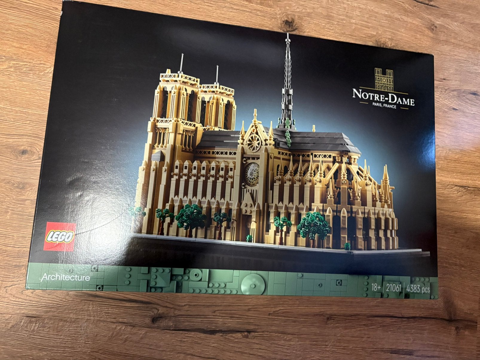 Lego 21061 Notre-Dame, Ophalen, Nieuw, Lego