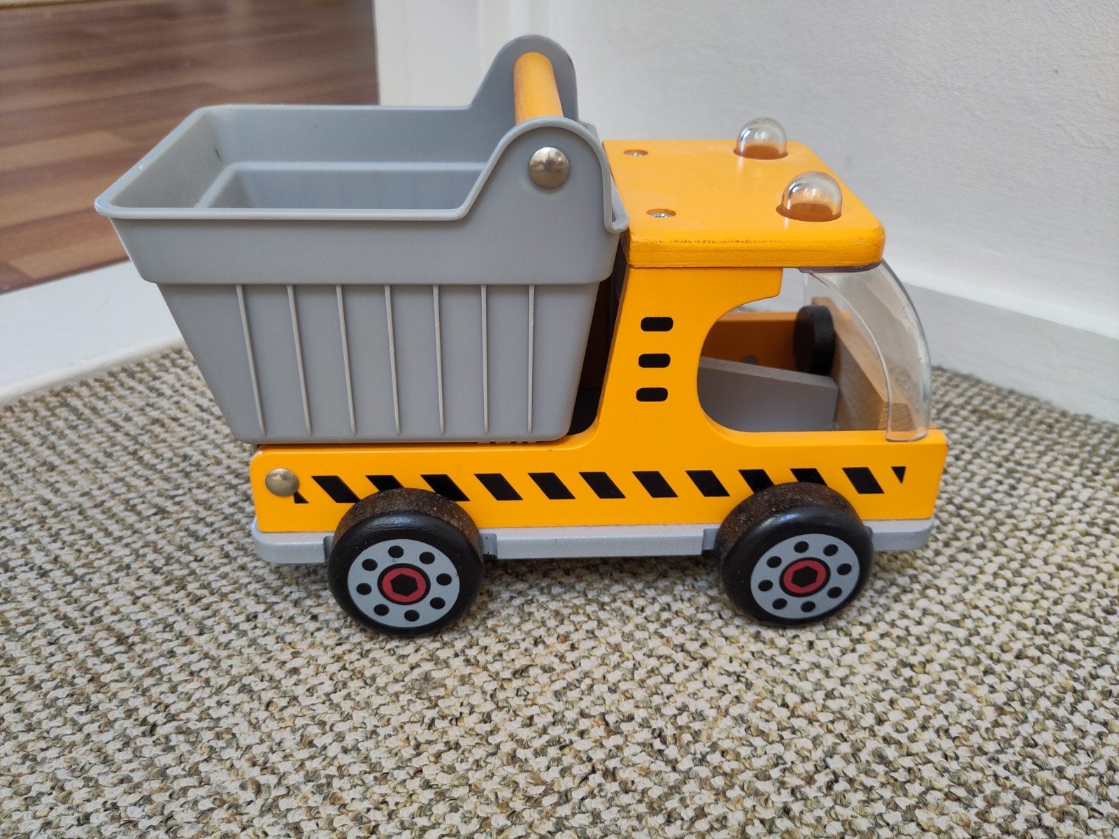 Hape Houten Speelgoed Auto - Kwaliteit en Duurzaam, Ophalen, Zo goed als nieuw