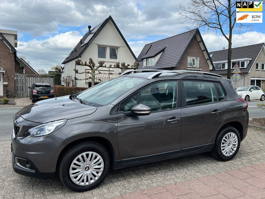 Peugeot 2008 1.2 PureTech Active AUTOMAAT NL-AUTO-NAP., Stof, 1199 cc, 610 kg, 49 €/maand