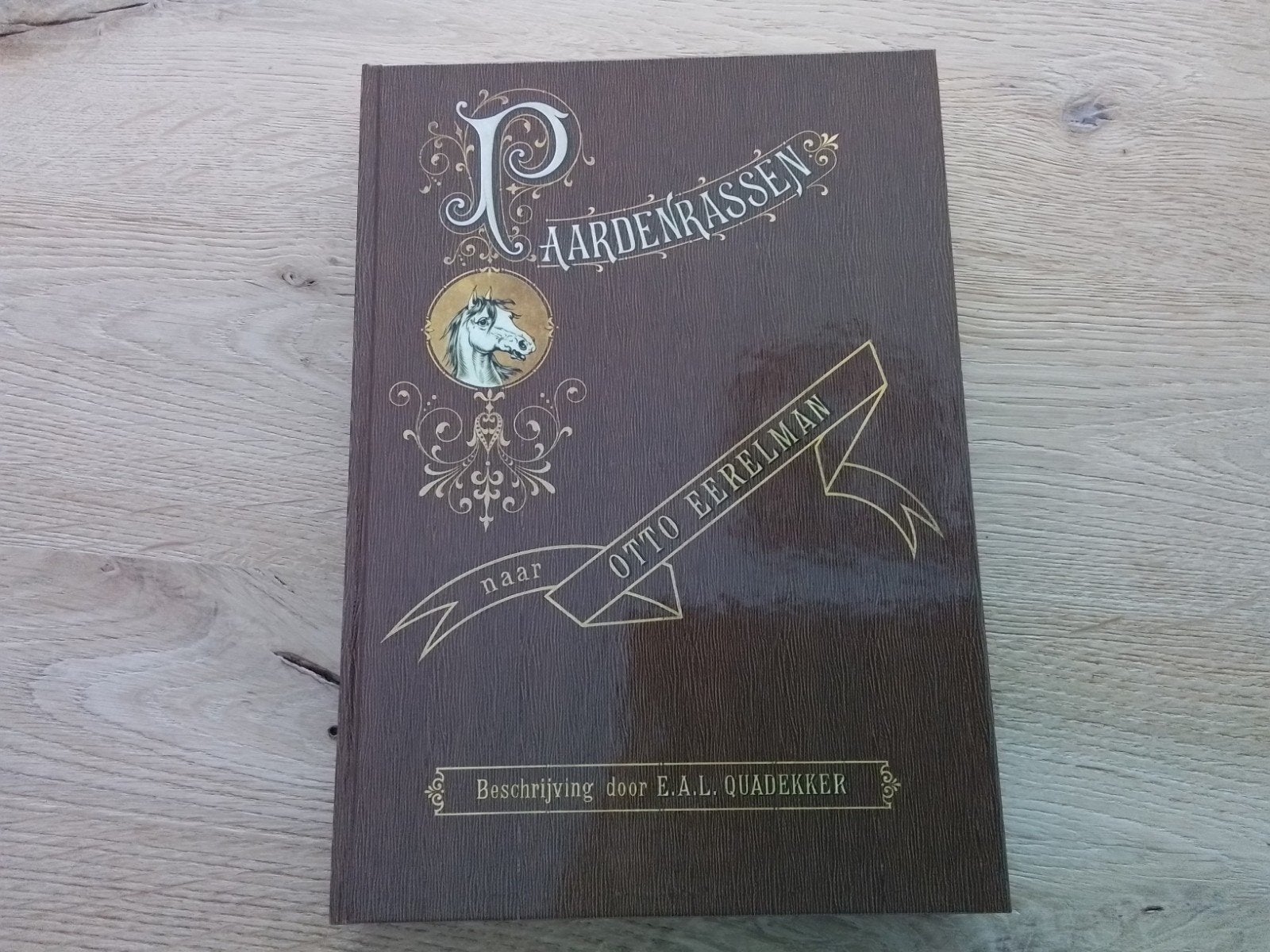 mooi boek paardenrassen otto eerelman, Boeken, Ophalen of Verzenden, Zo goed als nieuw