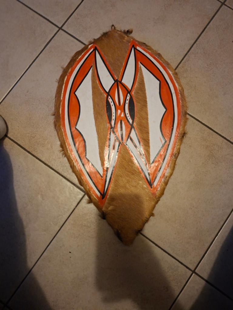 Antiek Masai-schild goede staat gemaakt van vacht en blaas, Ophalen of Verzenden, Overige soorten, Azië, Kunstobject