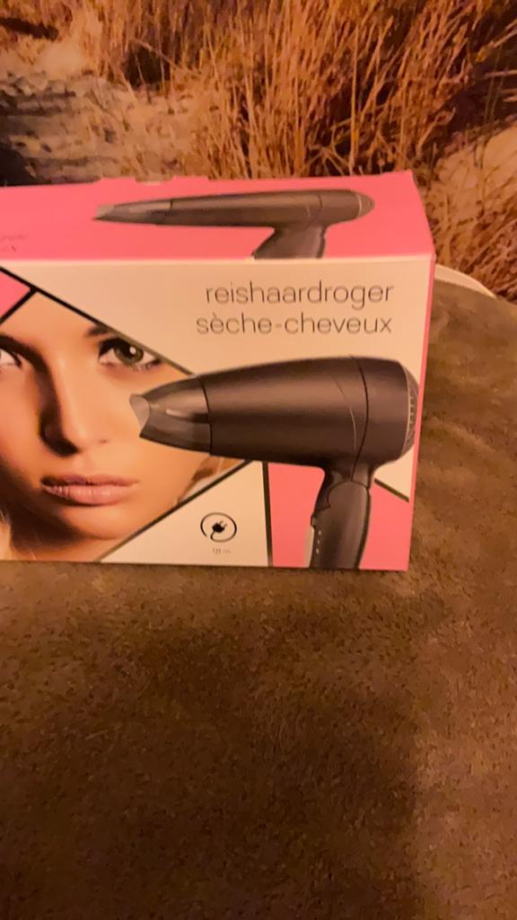 Kruidvat Reishaardroger - Compacte Föhn voor Onderweg, Ophalen of Verzenden, Nieuw, Haarverzorging