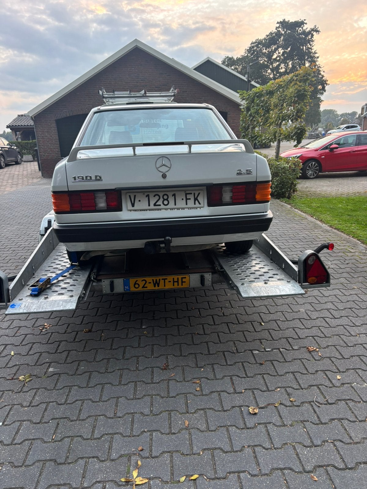Mercedes 190d 2,5 belastingvrij 1986, Auto's, 2500 cc, Wit, Bedrijf, 190-Serie