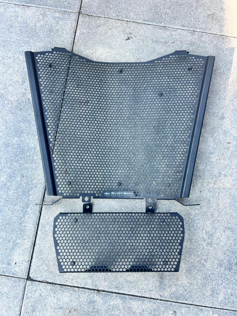 BMW S1000R Evotech Performance Radiator Cover Set, Motoren, Ophalen of Verzenden, Nieuw