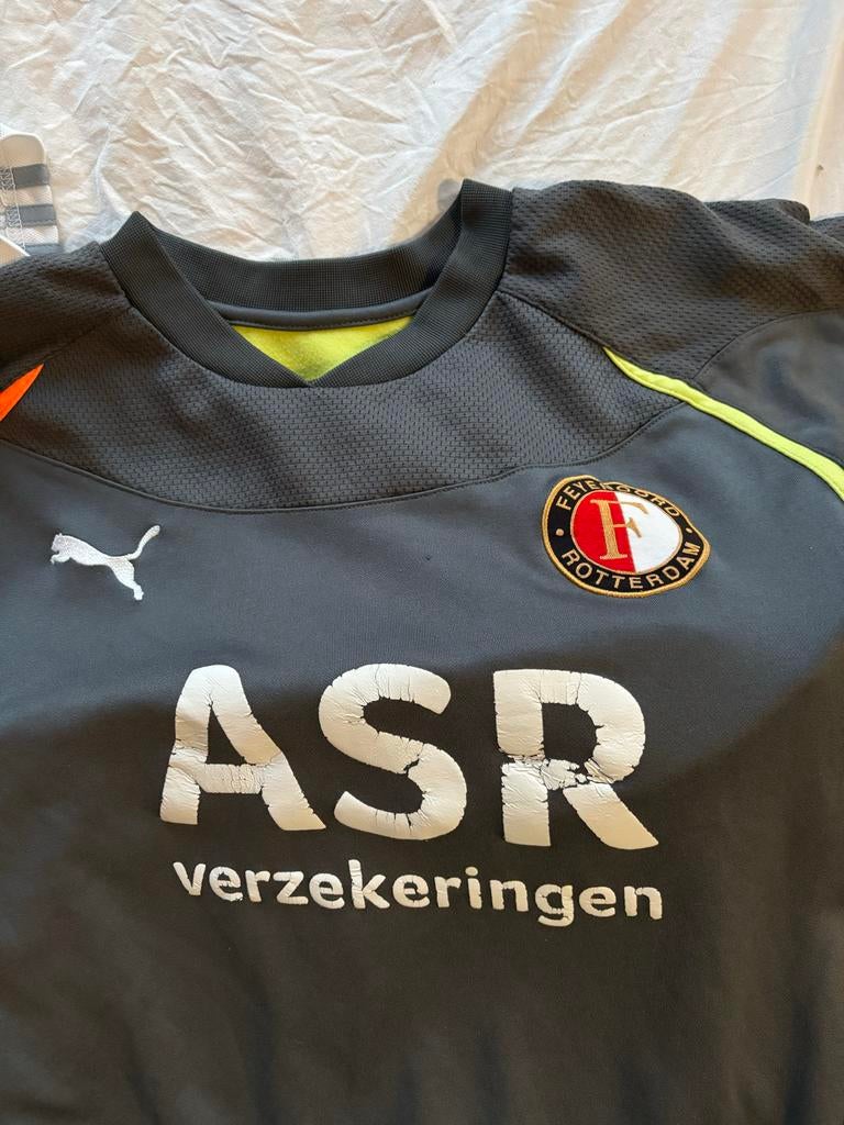 Feyenoord Trainingspak Maat L met gebruikerssporen, Maat 52/54 (L), Ophalen of Verzenden, Voetbal, Grijs