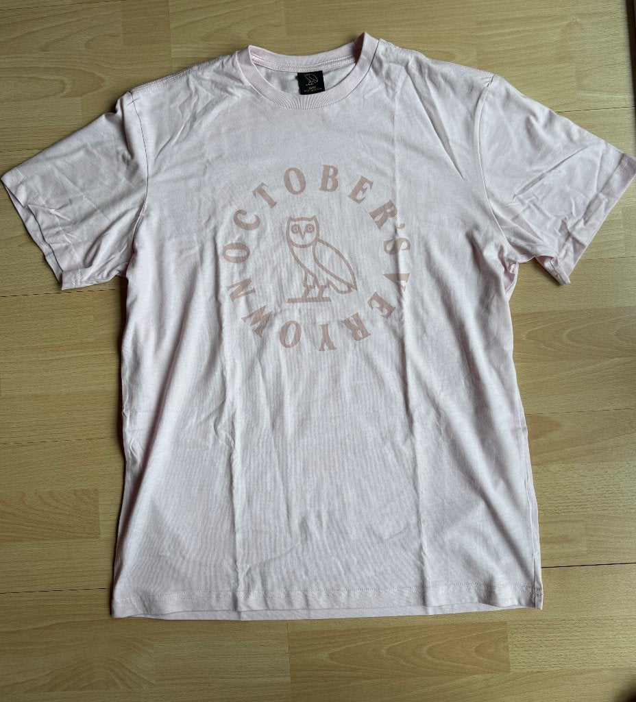 October’s Very Own t-shirt | Large, Kleding | Heren, Ophalen of Verzenden, Zo goed als nieuw, Roze, Maat 52/54 (L)