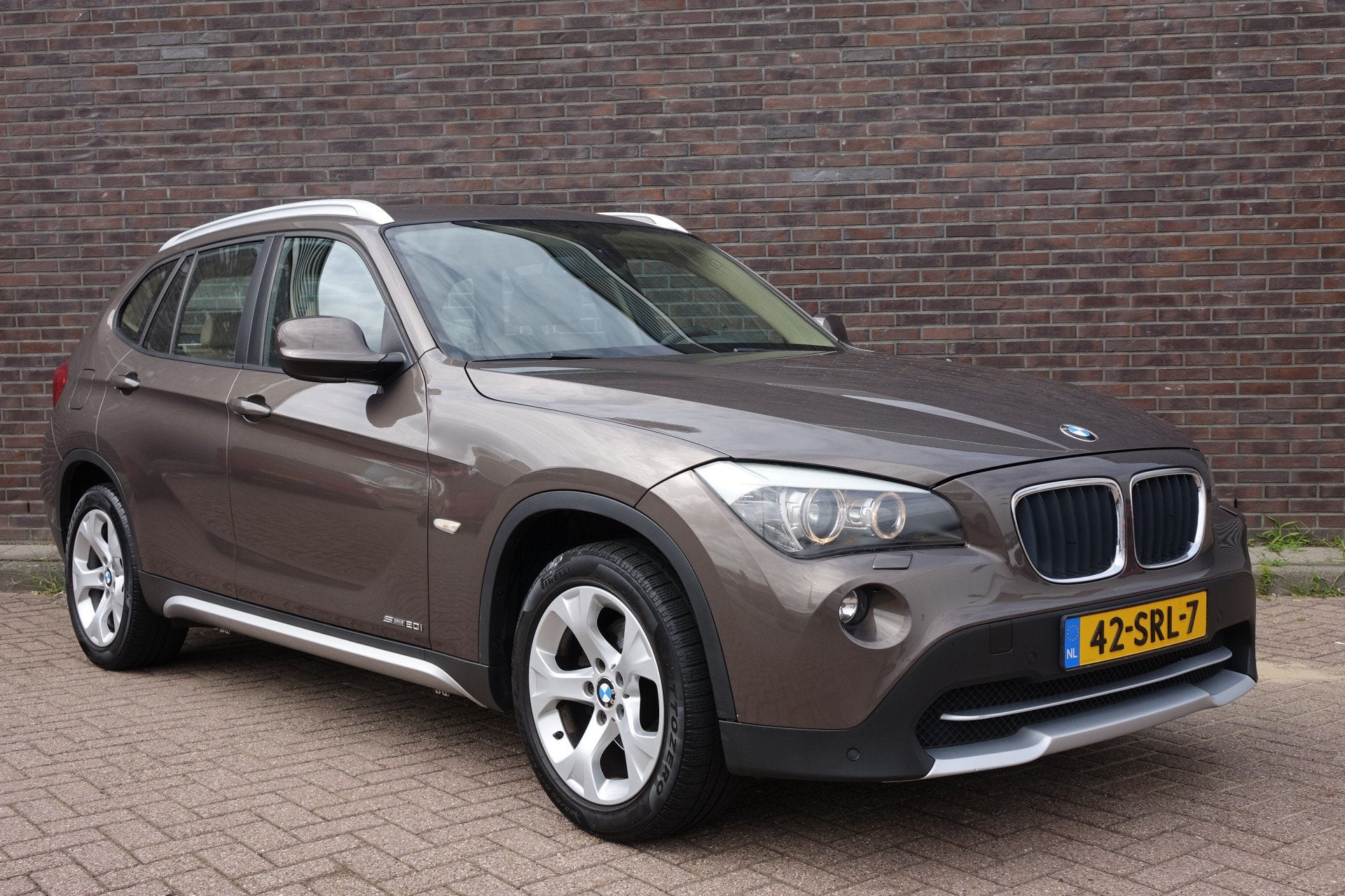 BMW X1 sDrive20i Business, leder, trekhaak afneembaar, navi,, X1, Euro 5, Achterwielaandrijving, 4 cilinders