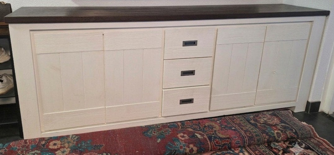 Henders & Hazel Velasco dressoir, landelijk wit, Huis en Inrichting, Kasten | Dressoirs, Gebruikt, 200 cm of meer, 50 tot 75 cm