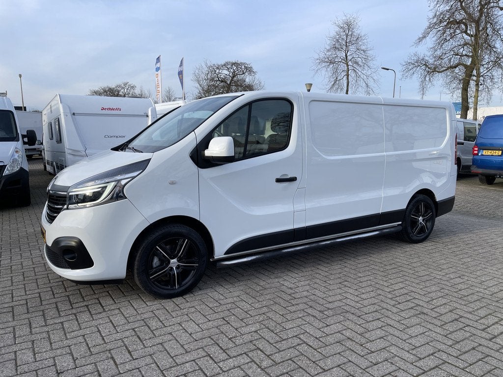 Renault Trafic 2.0 dCi 120pk T29 L2H1 Comfort / vaste prijs, Auto's, Bestelauto's, Voorwielaandrijving, Stof, Gebruikt, Renault