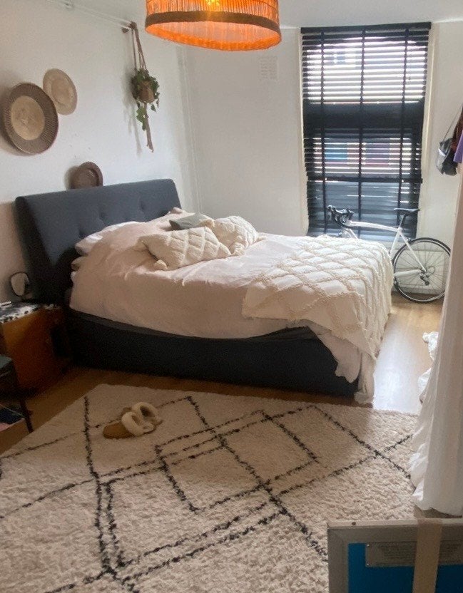 IDÄNAS bed van IKEA met opbergruimte, Ophalen, Tweepersoons, Zo goed als nieuw, 200 cm