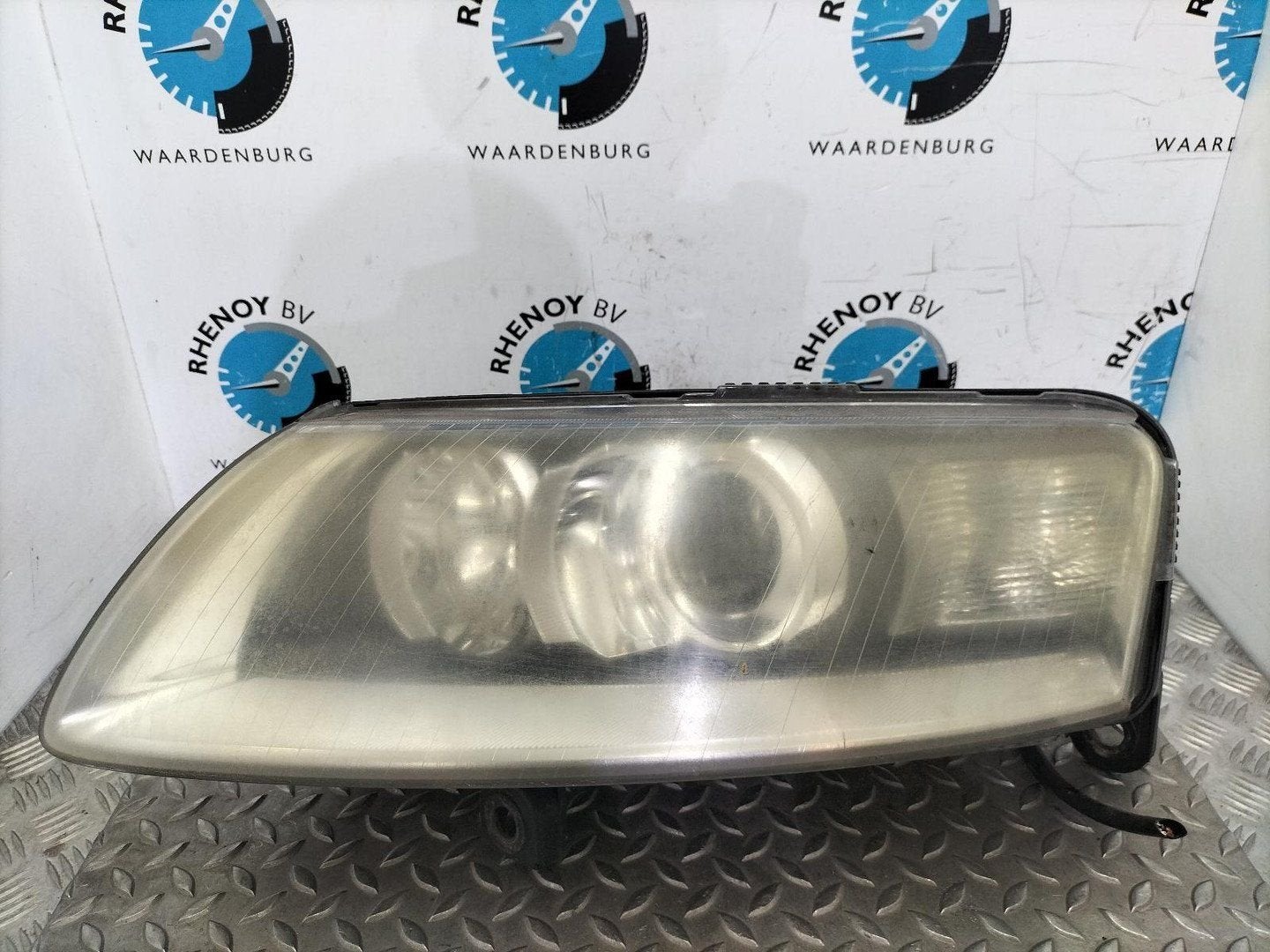 AUDI A6 audi a6 2.4 A6  KOPLAMP L 2005, Ophalen of Verzenden, Gebruikt, Stiba lid
