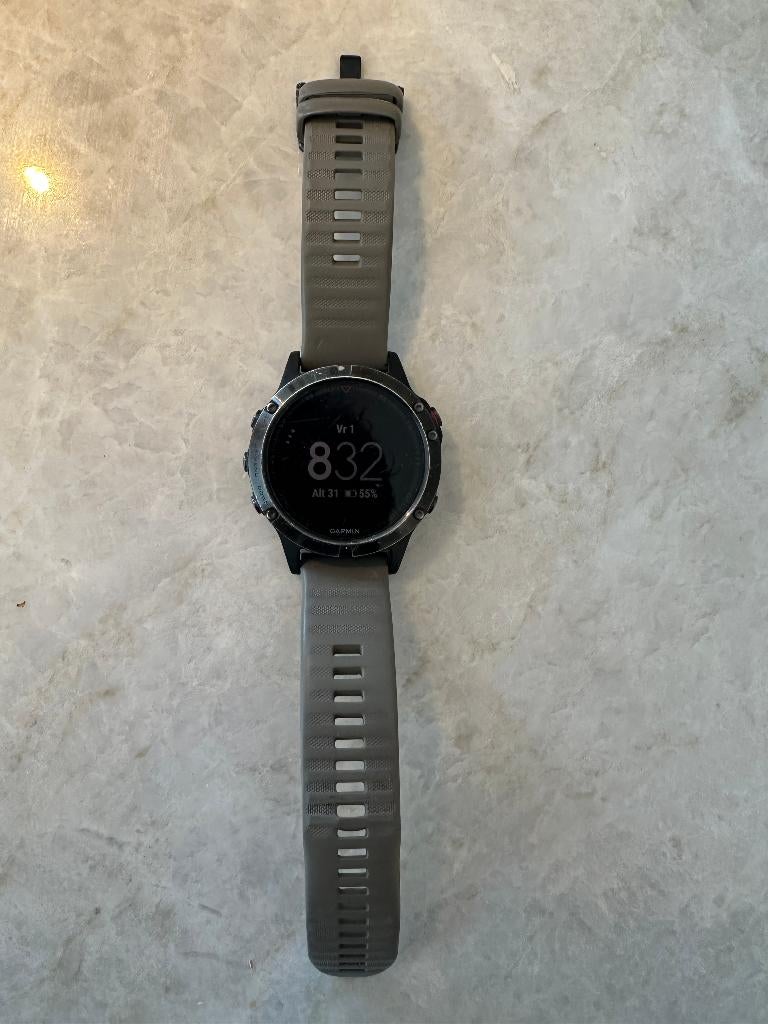 Garmin fenix 5, Gebruikt, Zwart, Ophalen of Verzenden, Waterdicht