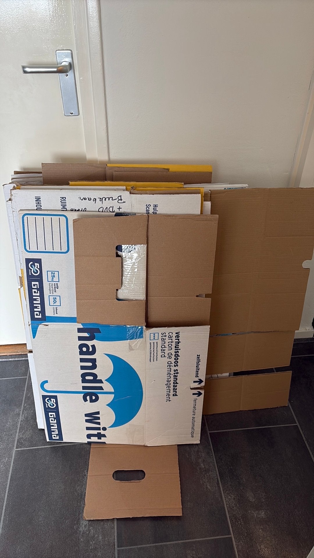 Verhuisdozen gebruikt, Ophalen, Doos, 50 tot 75 cm, Zo goed als nieuw