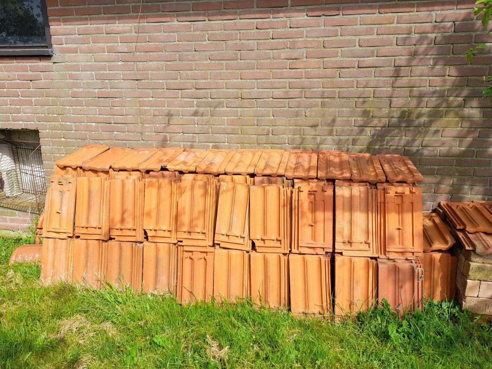 Gebruikte rode dakpannen, Doe-het-zelf en Verbouw, Dakpannen en Dakbedekking, Ophalen, Gebruikt, Steen of Klei, 15 m² of meer