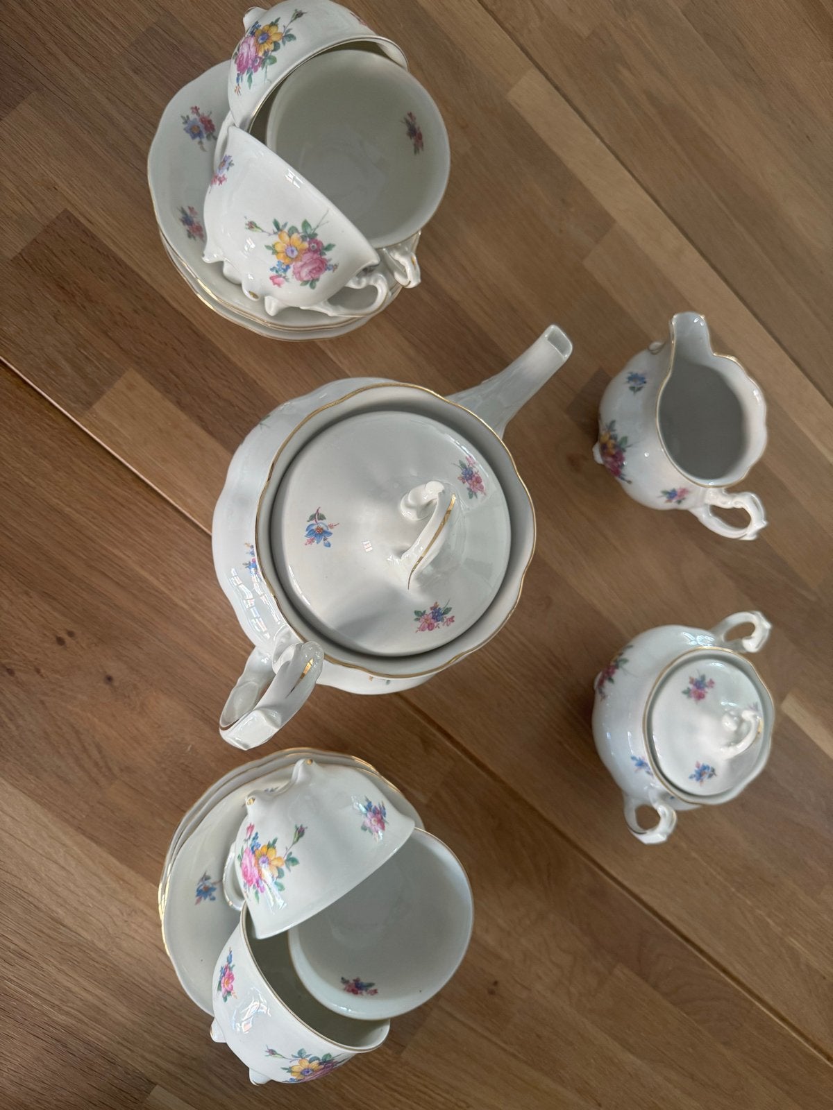 Antiek theeservies met bloemmotief, Ophalen of Verzenden
