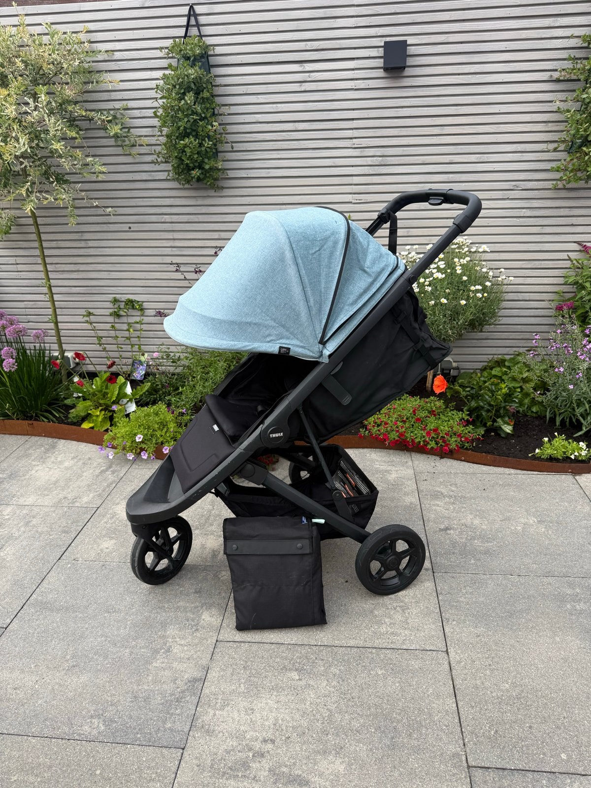 Thule Spring kinderwagen blauw inclusief reistas, Ophalen, Gebruikt, Kinderwagen, Overige merken