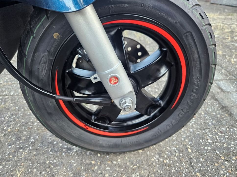 Foto 20 van PIAGGIO ZIP 50 4T E4 BROM 2020 DIAMOND BLEU 7070KM + OPTIES