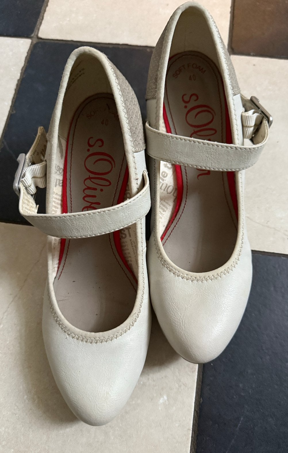 S Oliver pumps, Pumps, Beige, Ophalen of Verzenden, Zo goed als nieuw