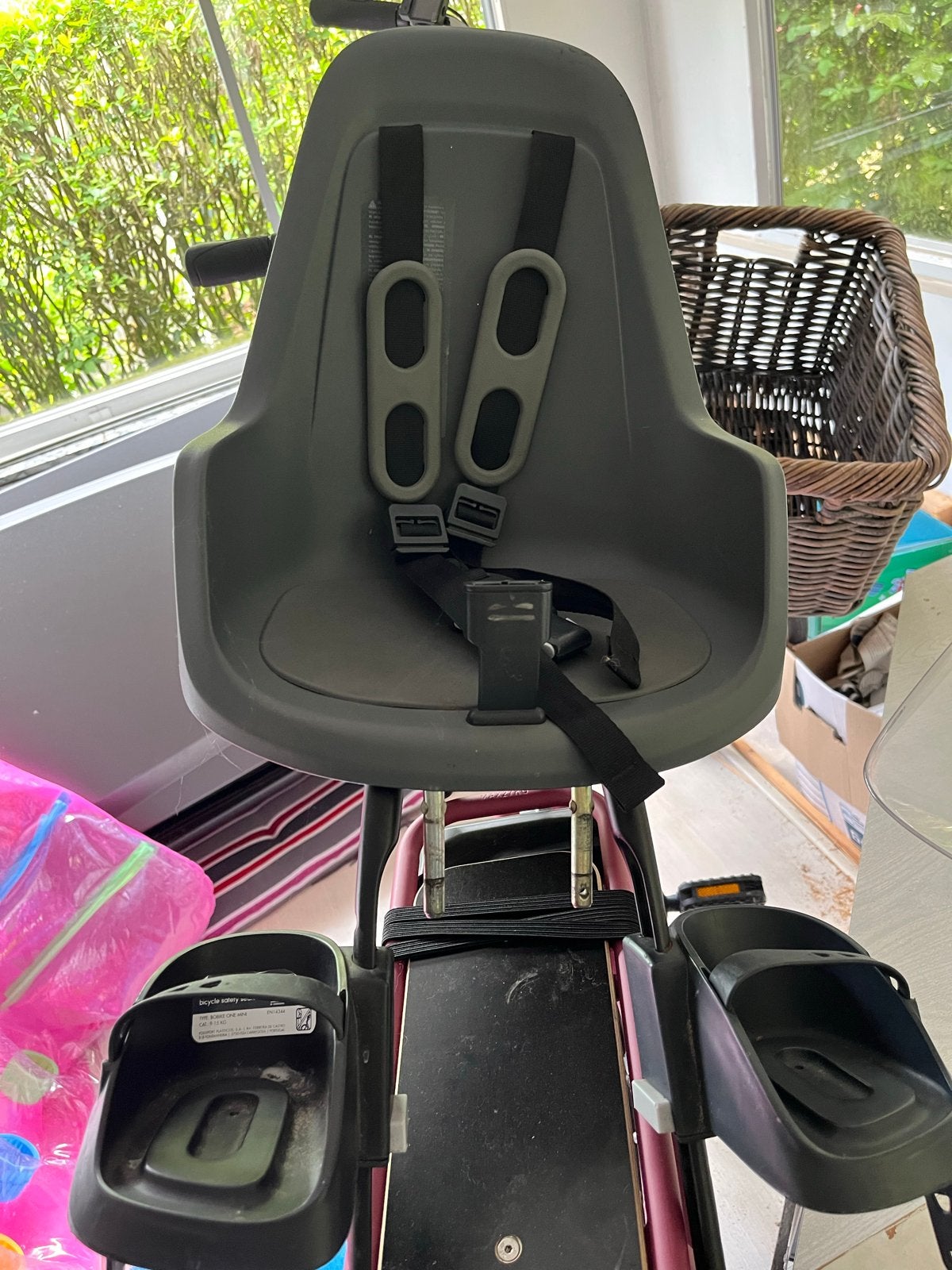 Bobike fietszitje met windscherm en 2 adapters, Ophalen, Gebruikt, 0 t/m 18 kg, Voorzitje