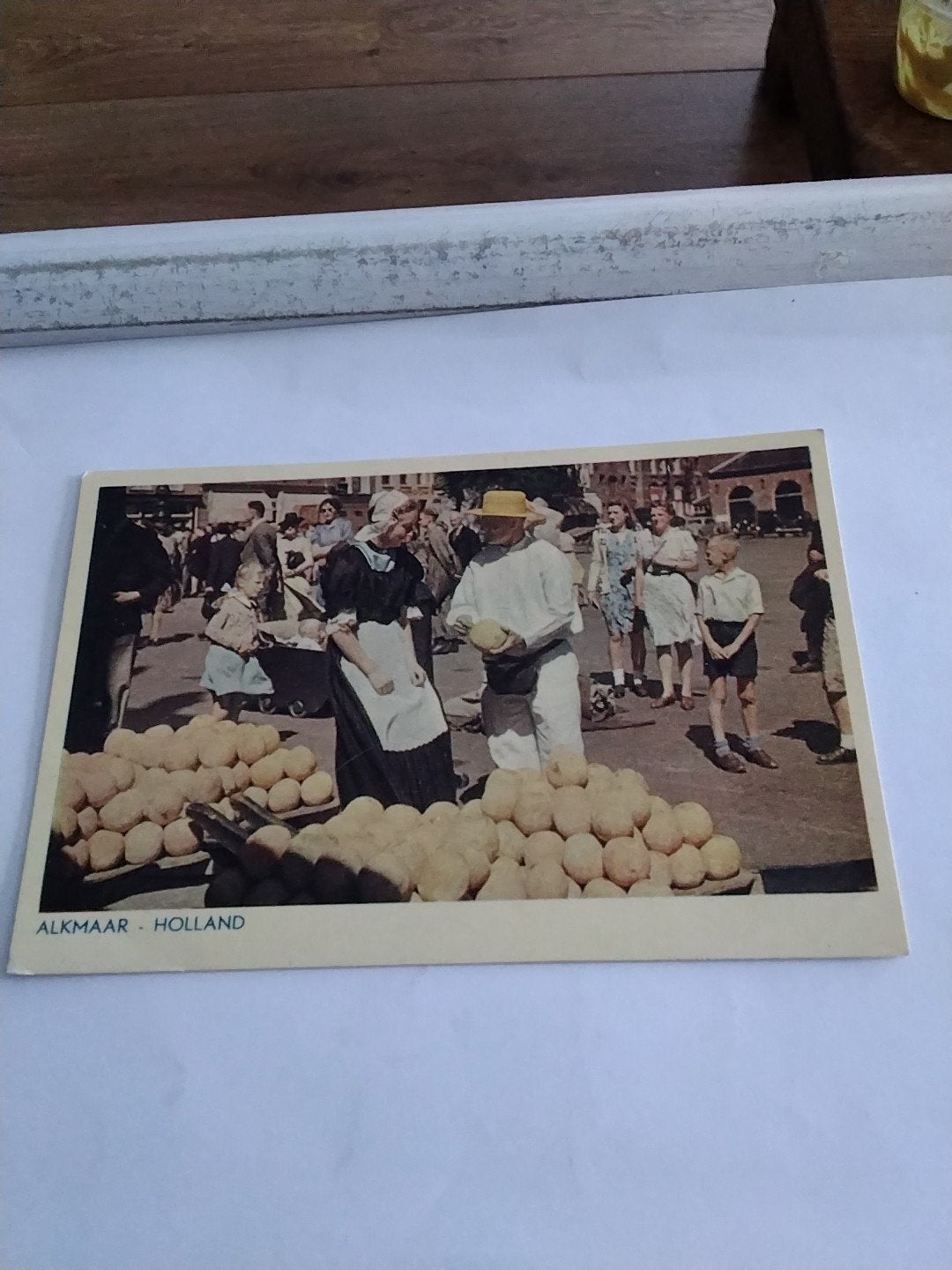 Oude ansichtkaart Alkmaar Kaasmarkt 1950 - Souvenir, Ophalen of Verzenden